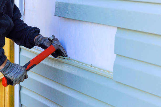 Reliable Siding Inspection contractor in Smithville, TX by Creative Siding